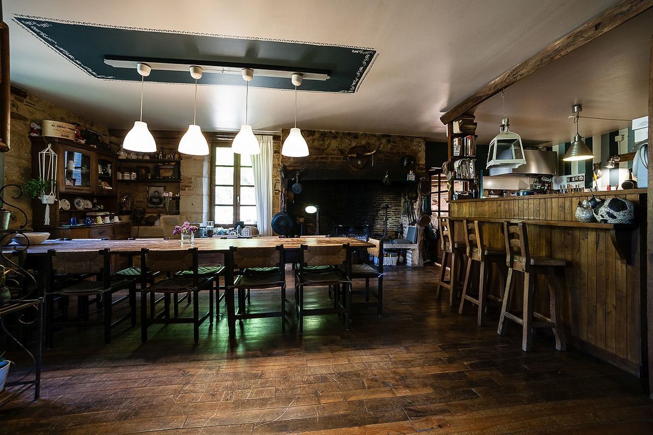Le Moulin De Planiol Bed and breakfast *